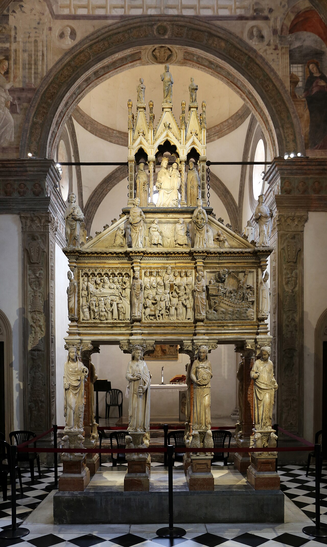 Peter of Verona's grave by Giovanni di Balduccio