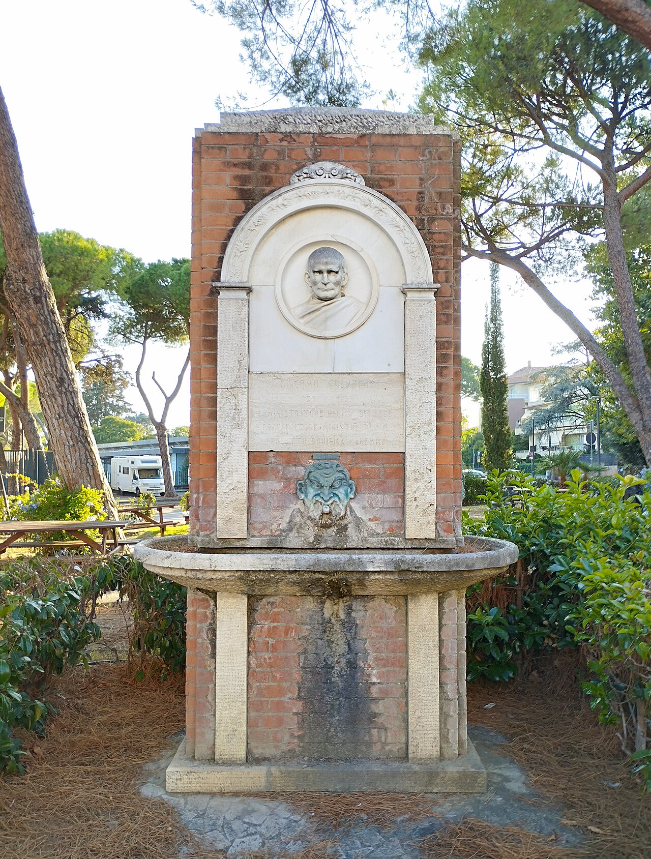 monument to Giacomo Grandoni by Giovanni Dupré