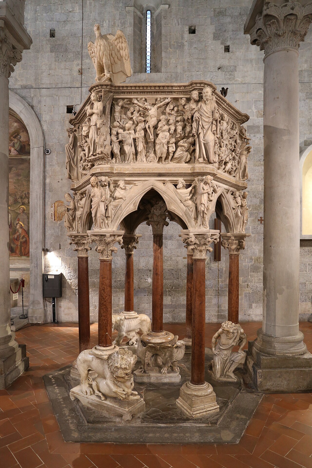 Pulpit of Sant' Andrea, Pistoia by Giovanni Pisano