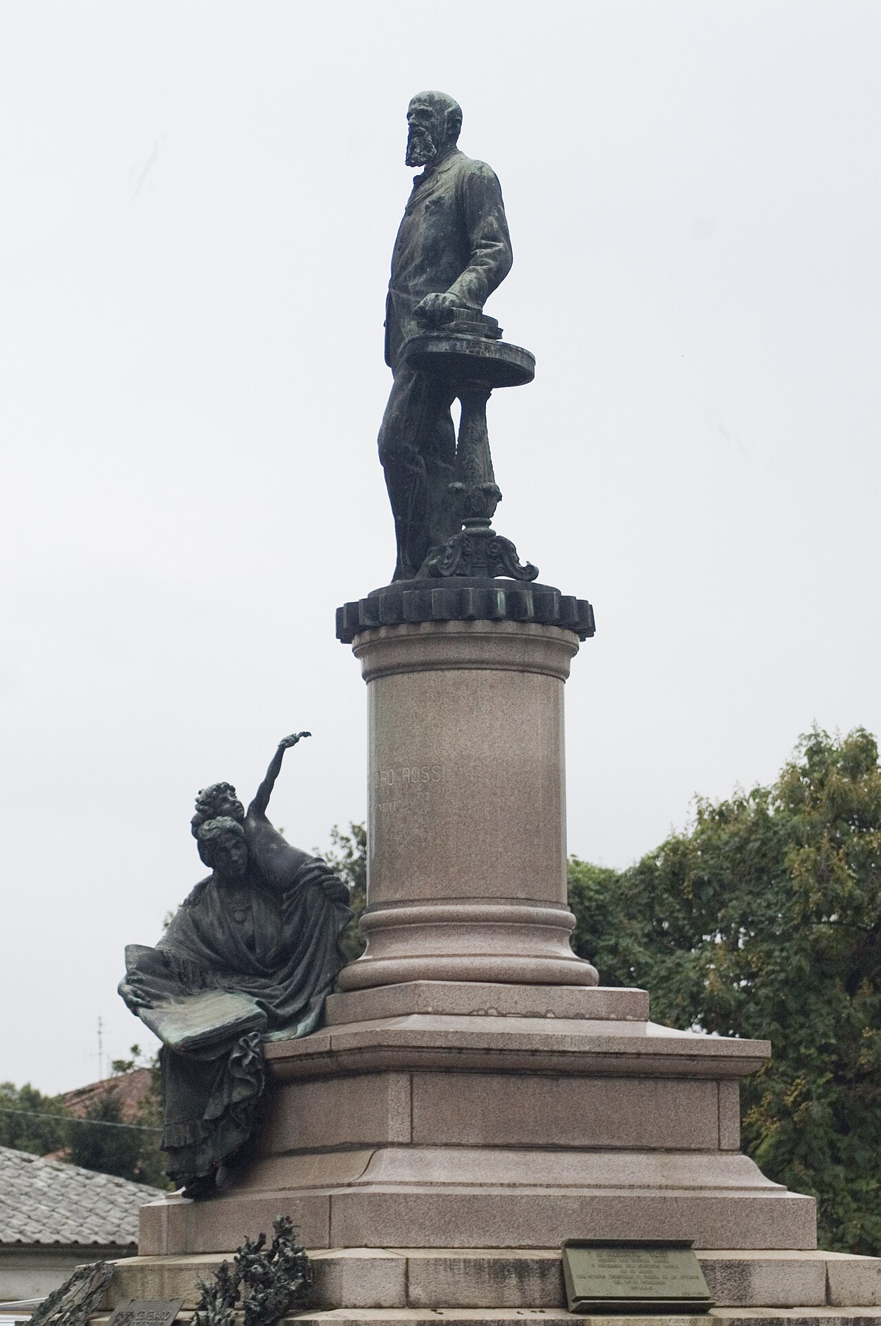 monument to Alessandro Rossi by Giulio Monteverde
