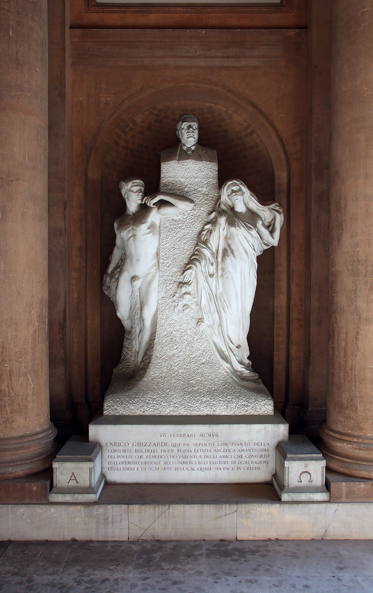 Grave of Guizzardi by Giuseppe Romagnoli