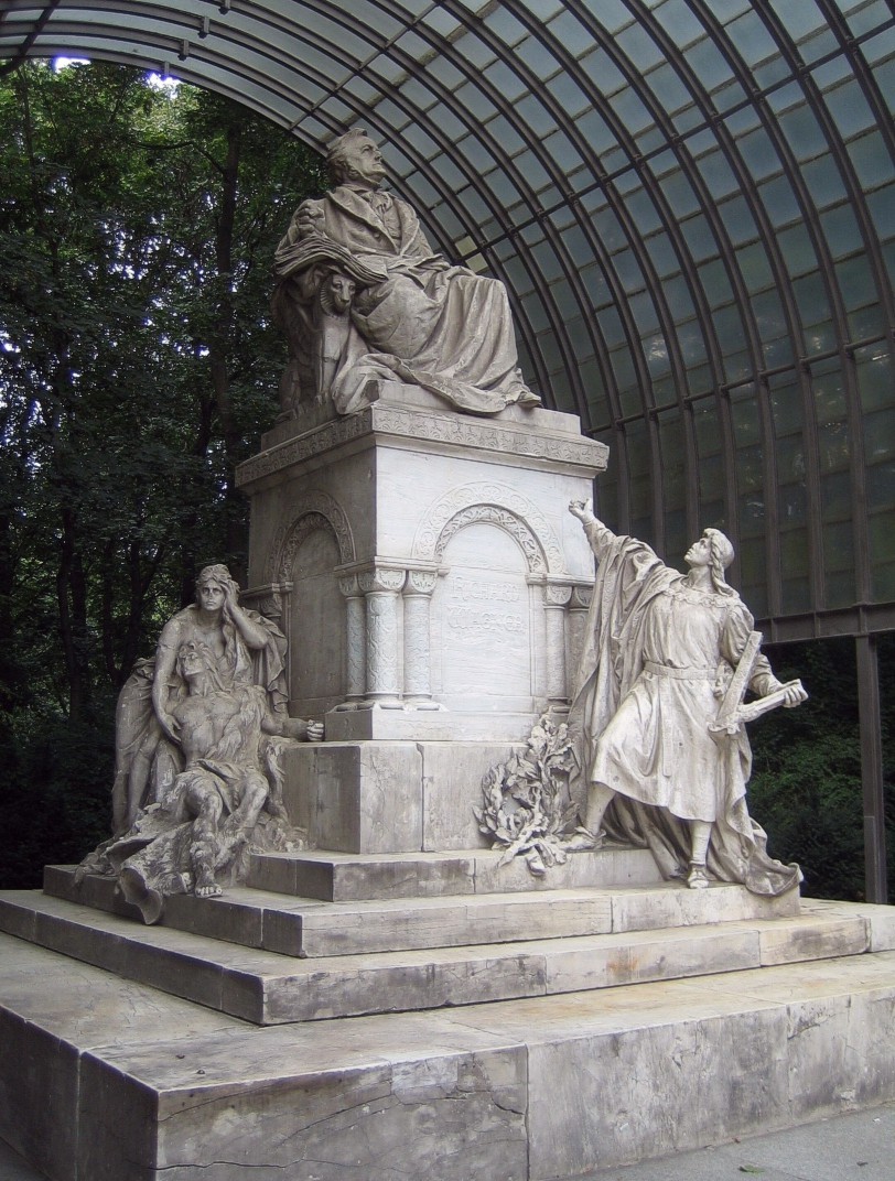 Richard Wagner Monument by Gustav Eberlein