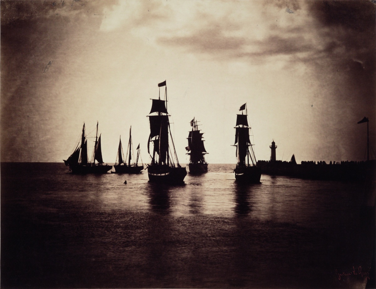 Bateaux quittant le port du Havre by Gustave Le Gray