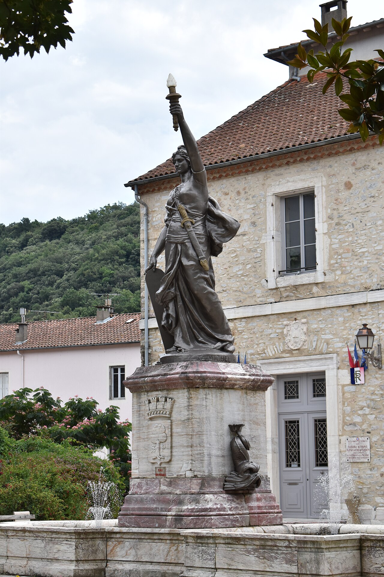Fontaine de la République by Gustave Michel