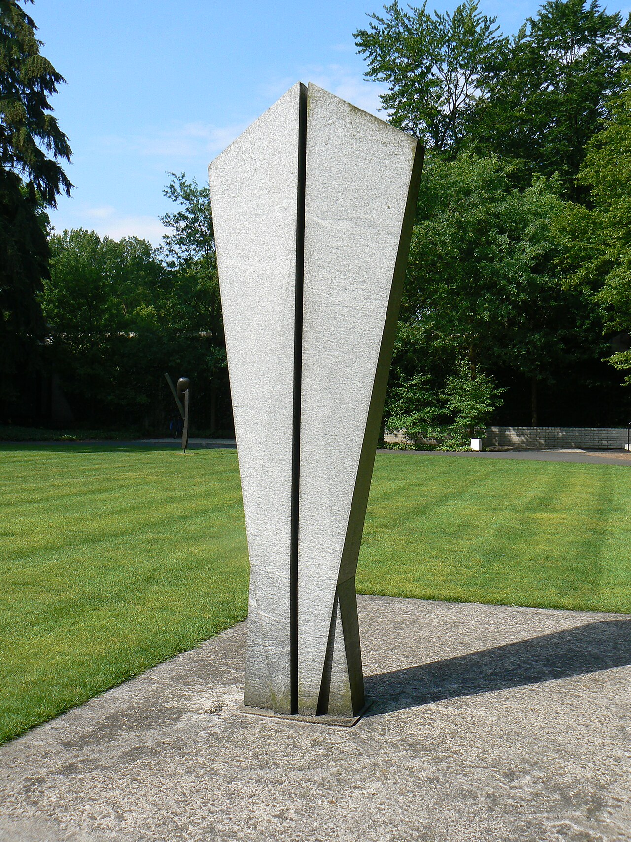 Grosse Figur I by Hans Aeschbacher
