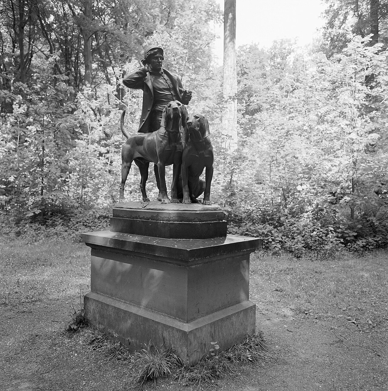 Hunter and Hounds 'Halali' by Henri Alfred Jacquemart