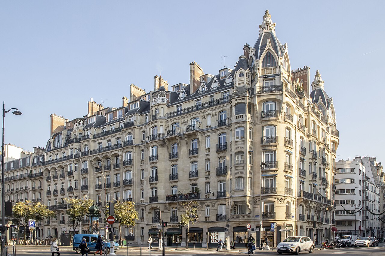 132-134 rue de Courcelles by Henri Bouchard