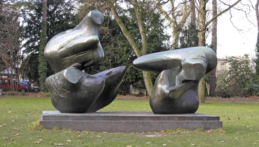 Two-Piece Reclining Figure: Points by Henry Moore