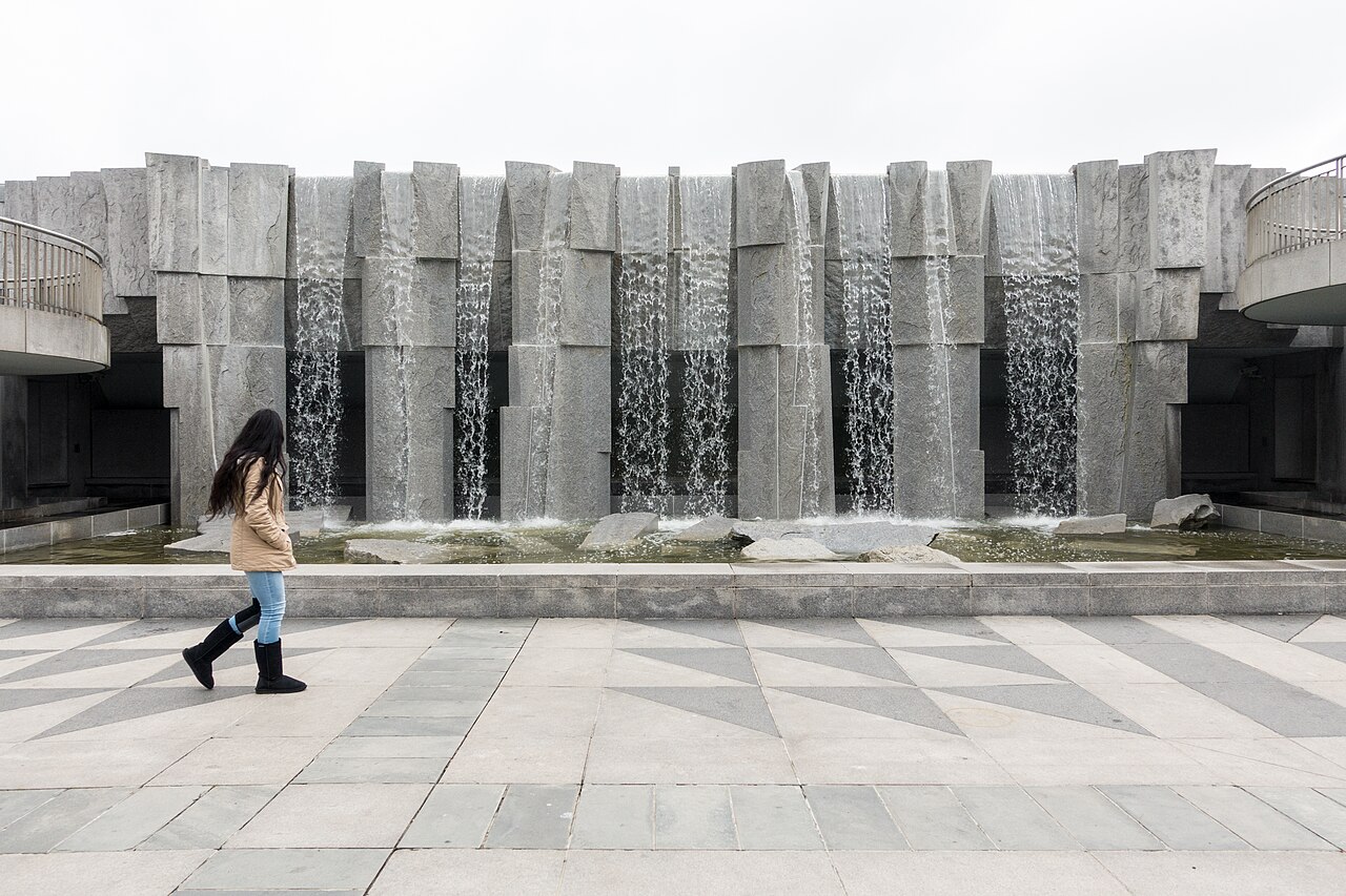 Martin Luther King, Jr. Memorial by Houston Conwill