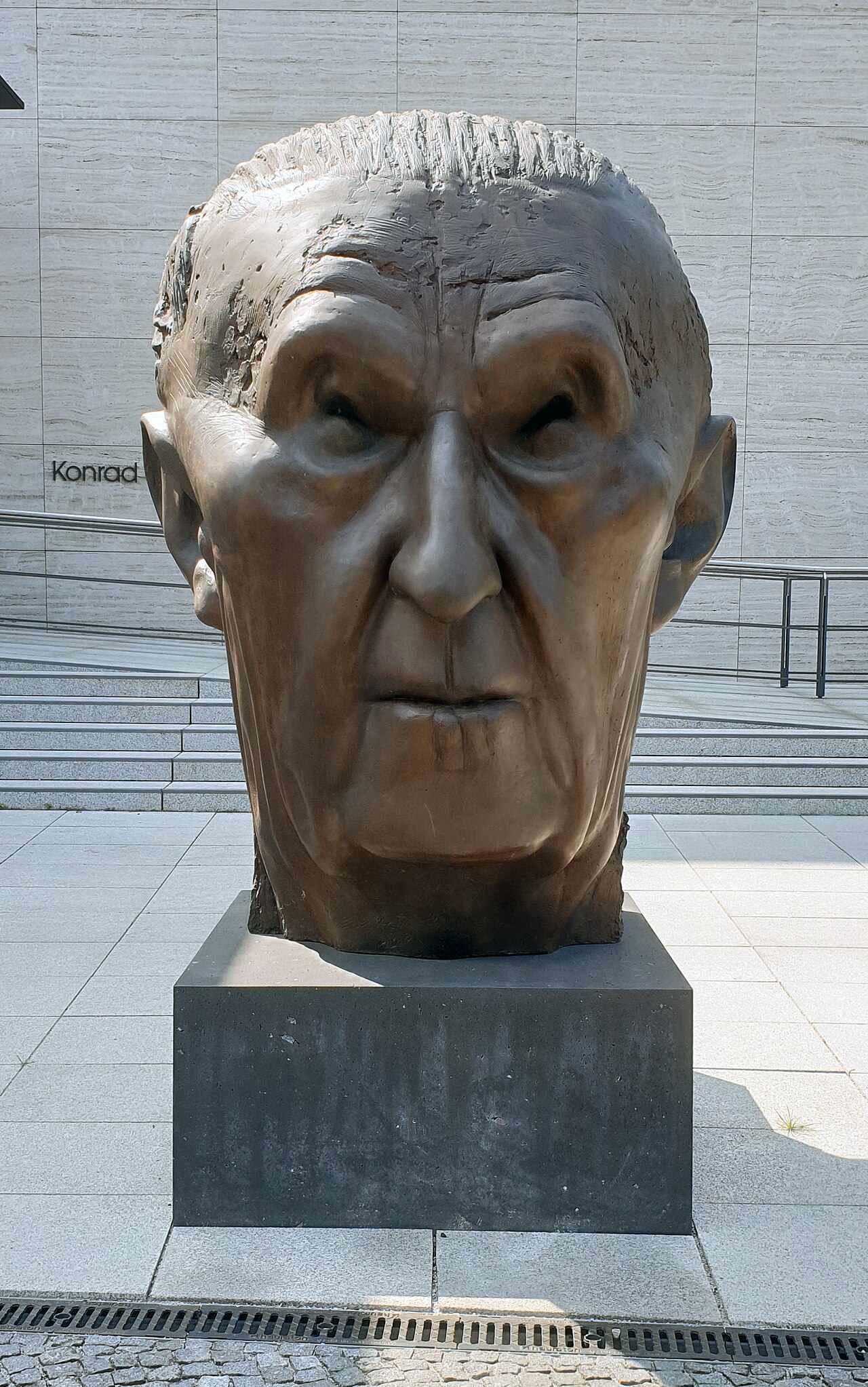 Konrad Adenauer head by Hubertus von Pilgrim