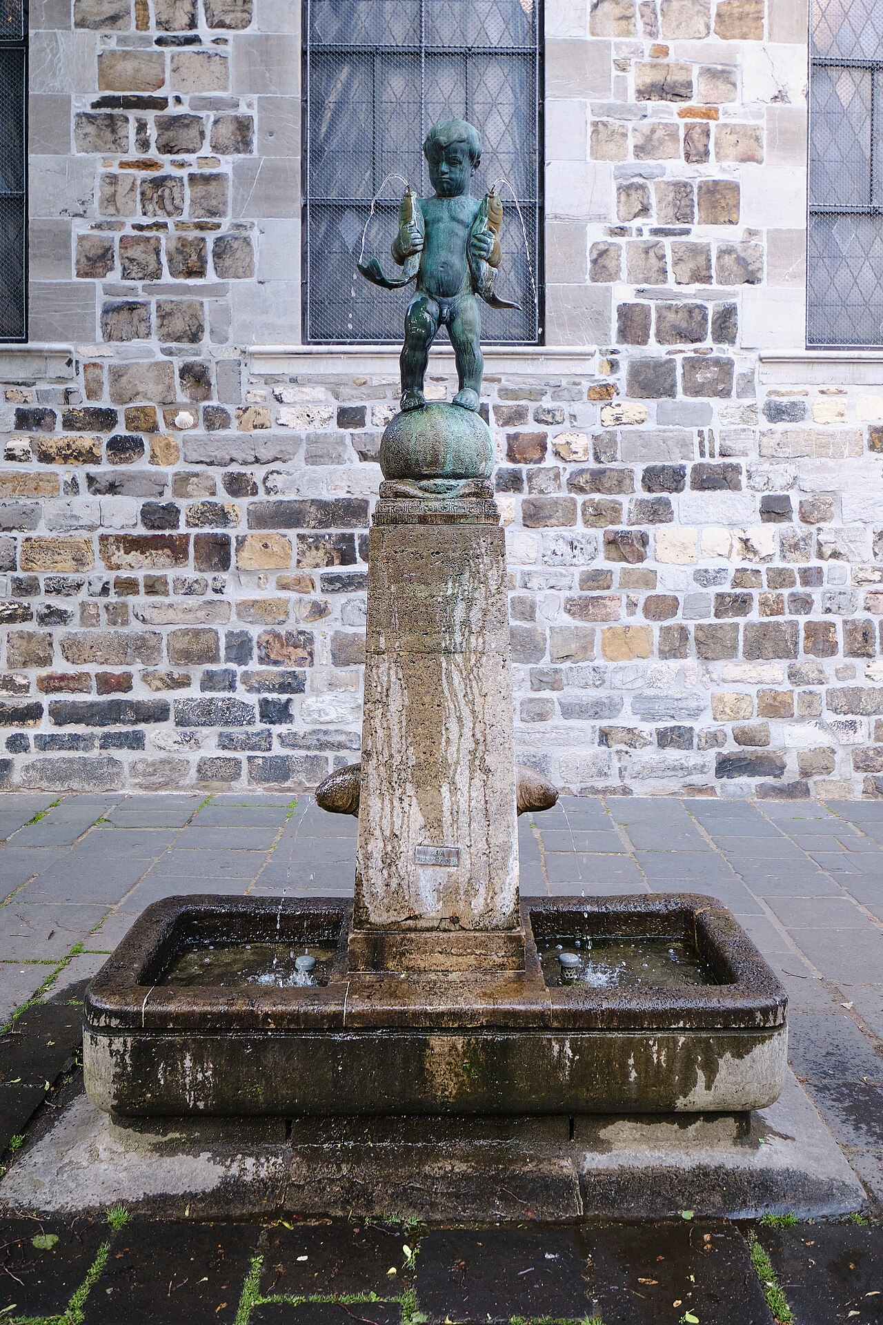 Fischpüddelchen by Hugo Lederer