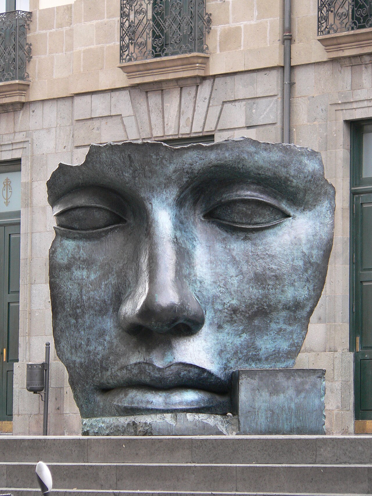 Per Adriano by Igor Mitoraj