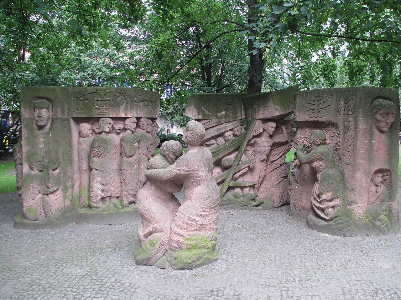 Block der Frauen by Ingeborg Hunzinger