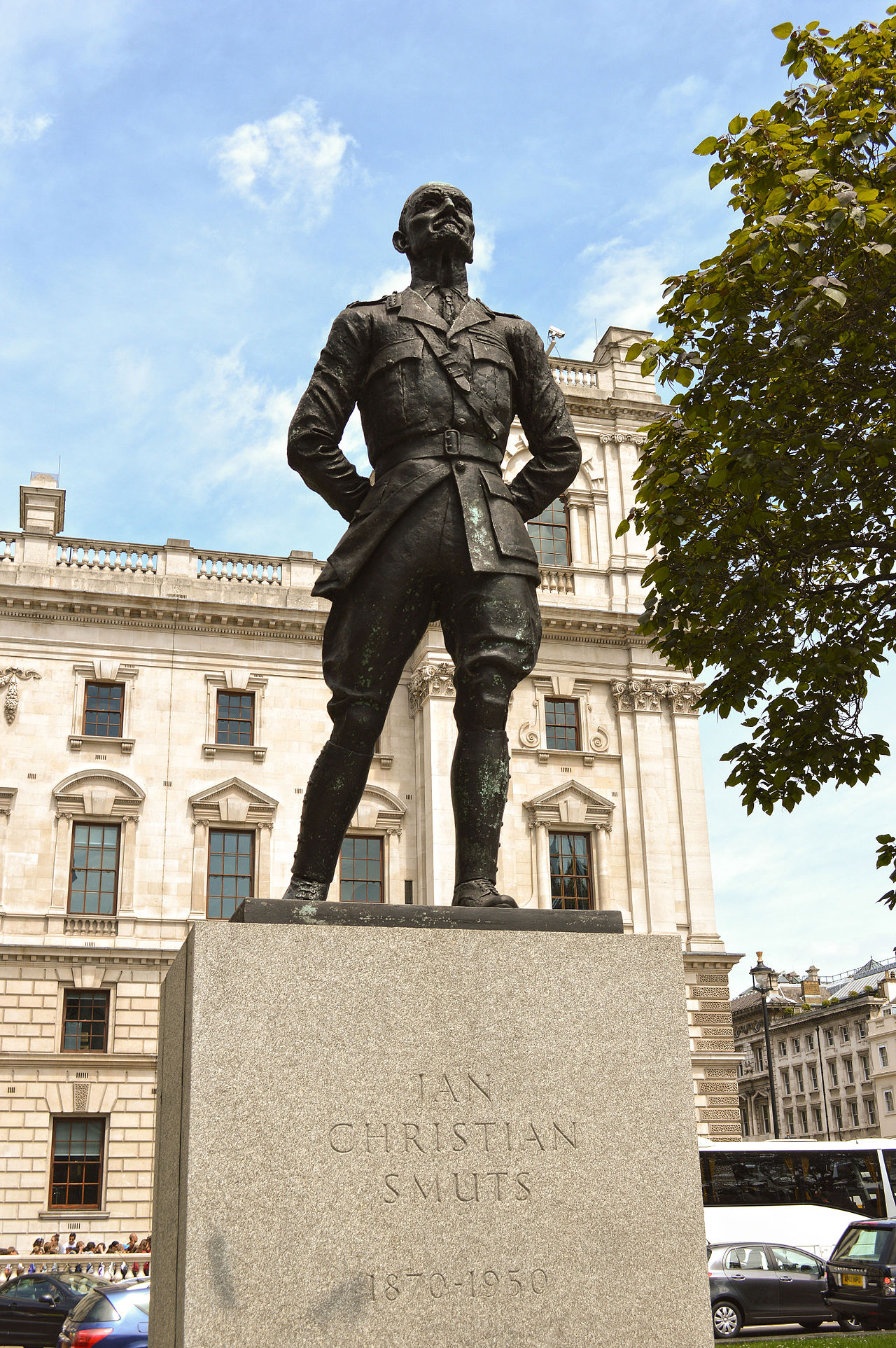 Statue of Jan Smuts by Jacob Epstein