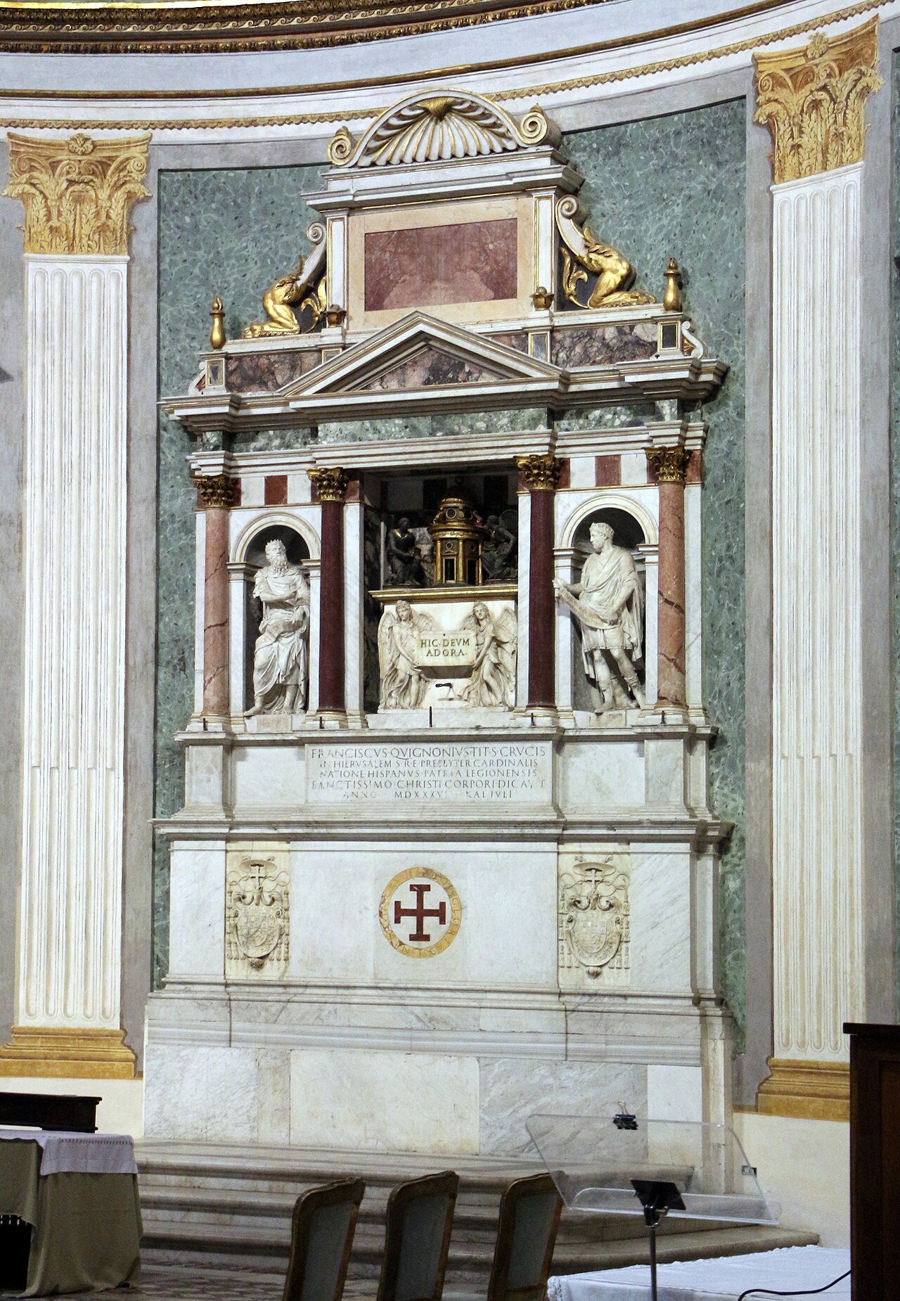 Monument to Francisco Quiñones by Jacopo Sansovino