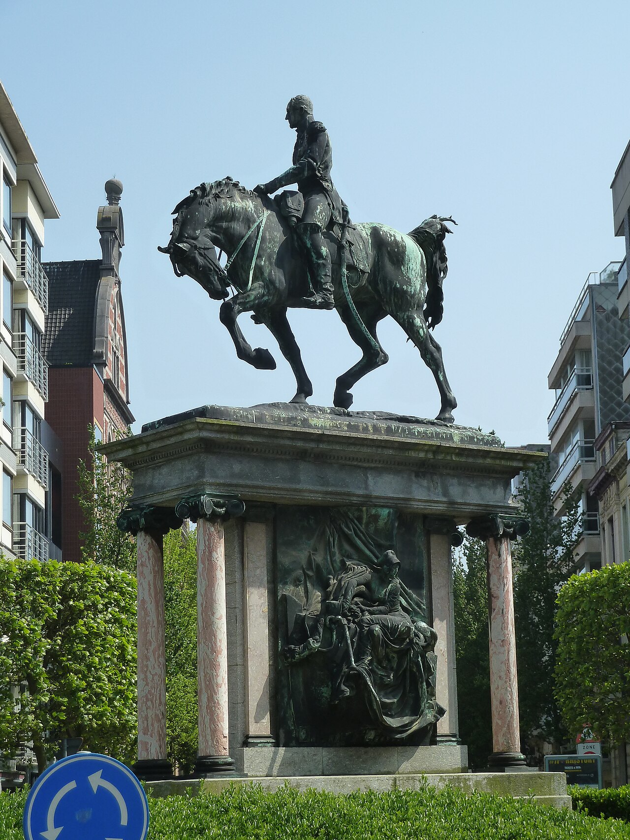 Statue of Leopold I by Jacques de Lalaing