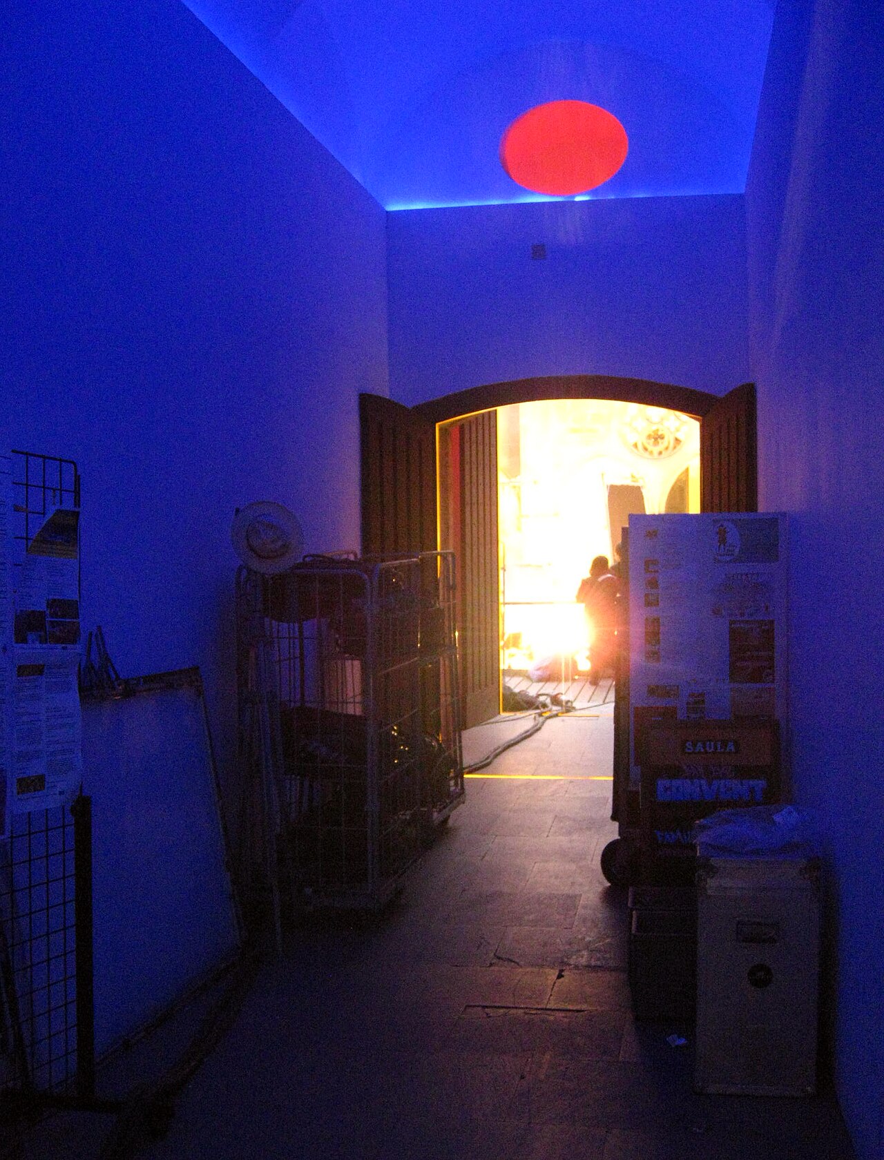Configuracions Urbanes: Deuce Coop by James Turrell
