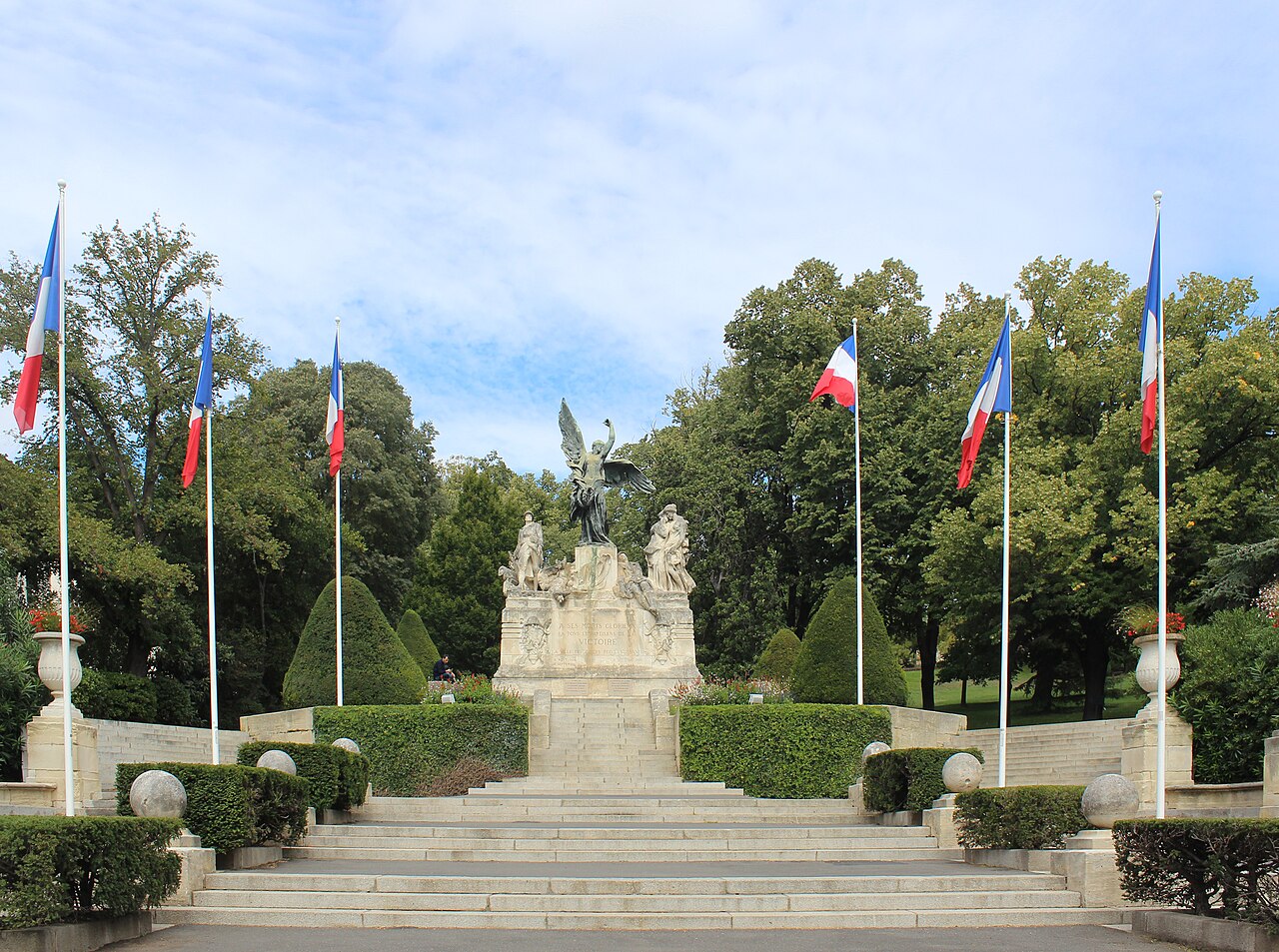 Béziers war memorial by Jean Antoine Injalbert