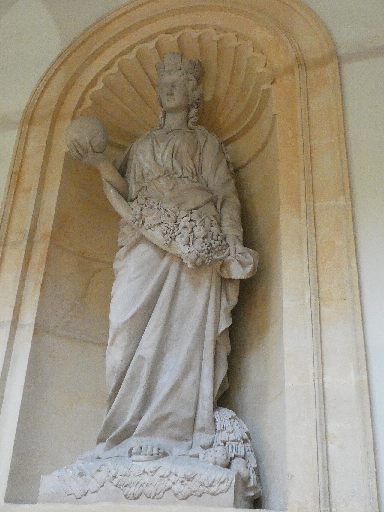 La Terre by Jean-Marie Bonnassieux