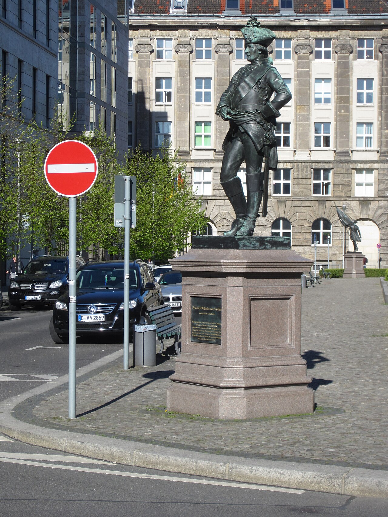 Statue of Friedrich Wilhelm von Seydlitz by Jean-Pierre-Antoine Tassaert