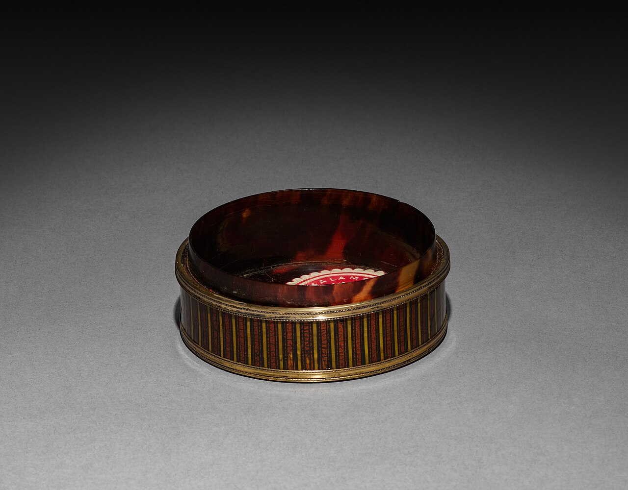 Snuff Box by Jean-Urbain Guérin