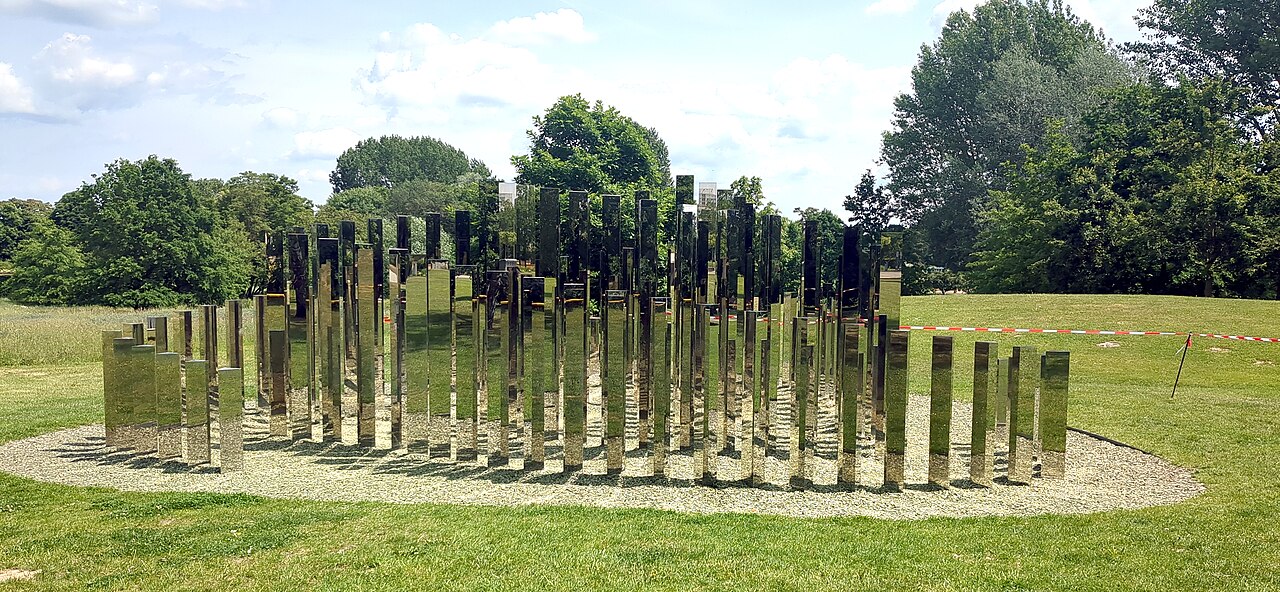 Reflecting Gardens by Jeppe Hein