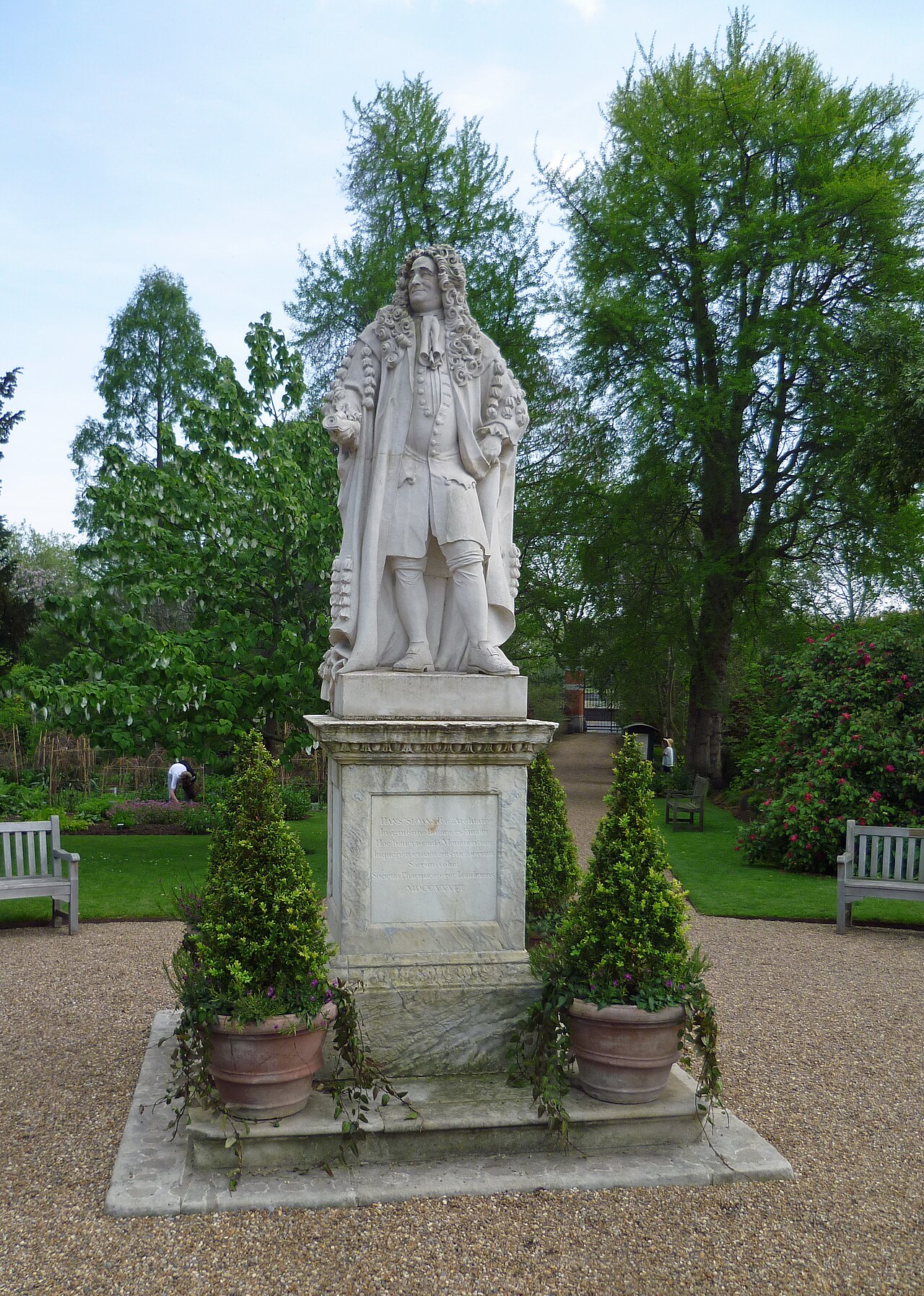 Statue of Hans Sloane by John Michael Rysbrack