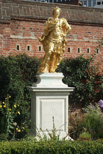 Statue of William III by John Nost