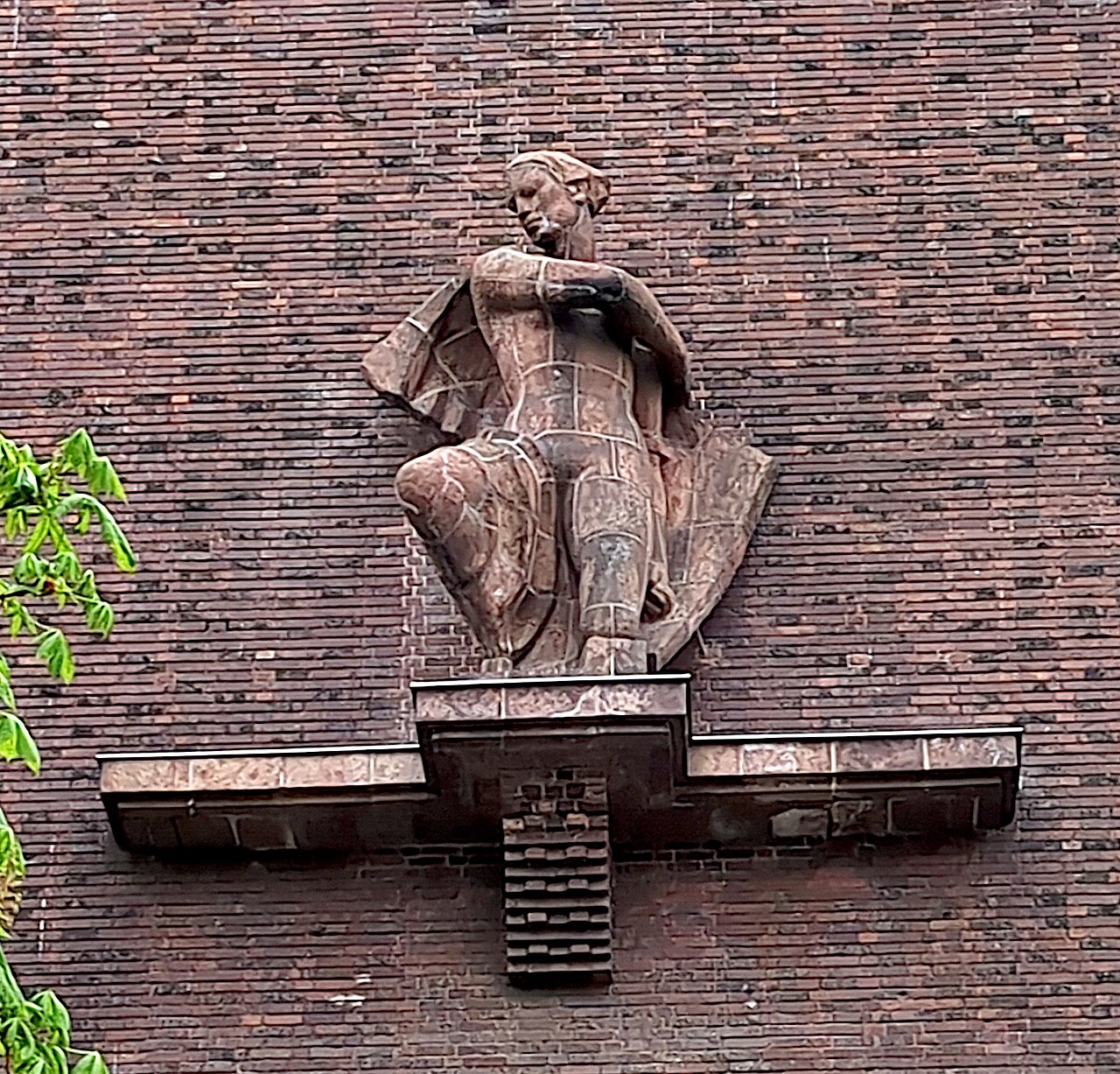 Penthesilea (Levetzowstraße) by Josef Thorak