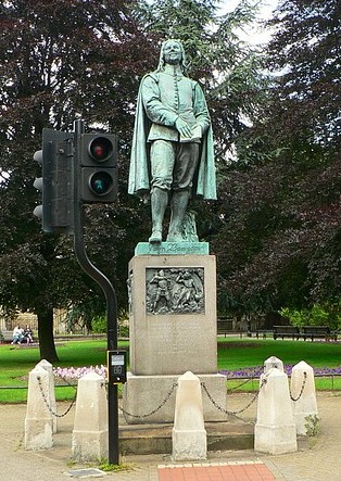 Statue of John Bunyan by Joseph Edgar Boehm