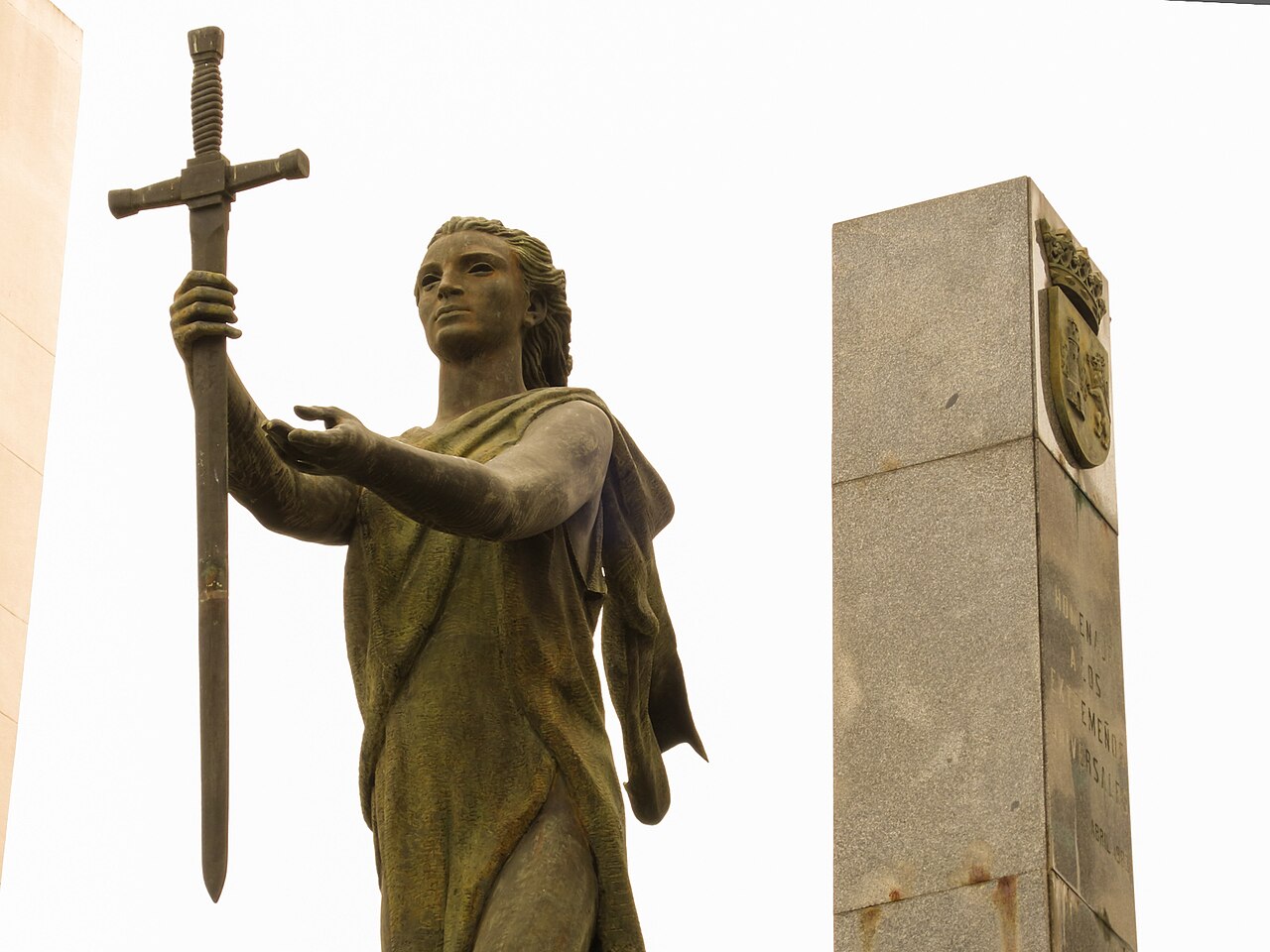 Monument to the Universal Extremeños by Juan Ávalos García-Taborda