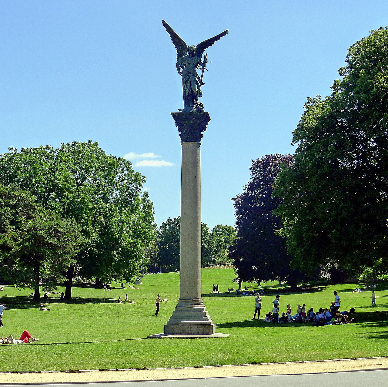 Column to Armed Peace by Jules Coutan