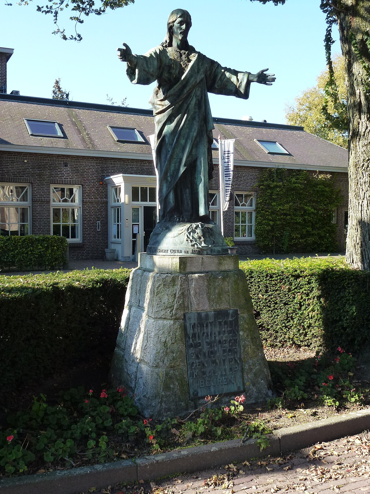 statue of Sacred Heart of Jesus Christ by Jules Déchin