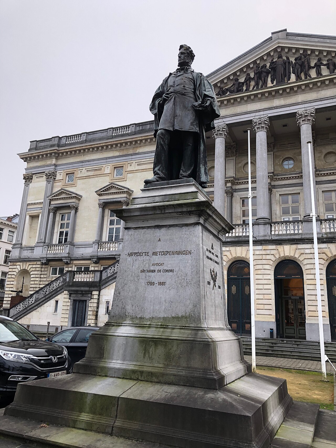 Hippolyte Metdepenningen by Julien Dillens