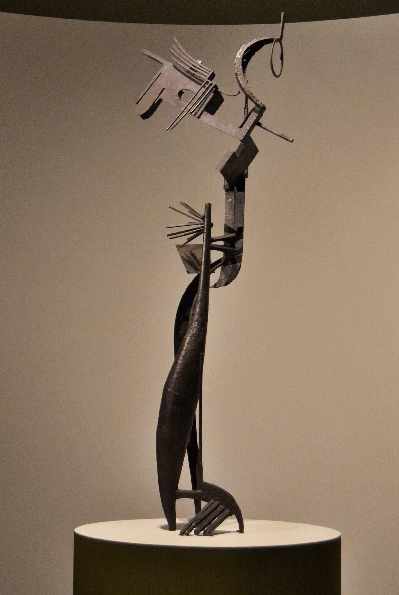 Femme au miroir by Julio González