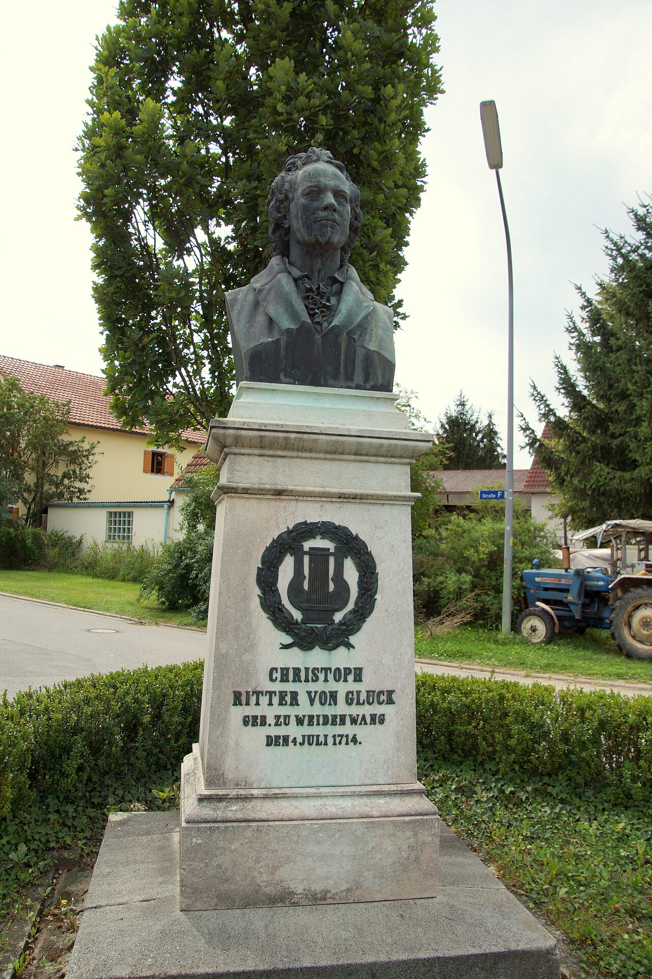 Gluck-Denkmal Weidenwang by Konrad Knoll