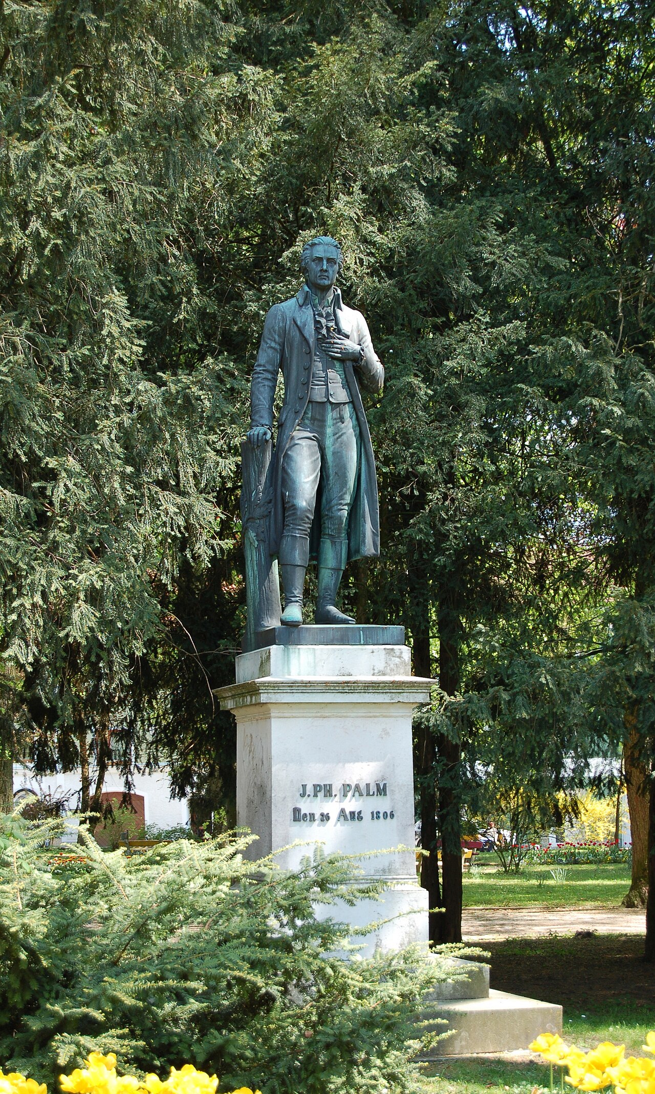 Johann Philipp Palm monument, Braunau am Inn by Konrad Knoll