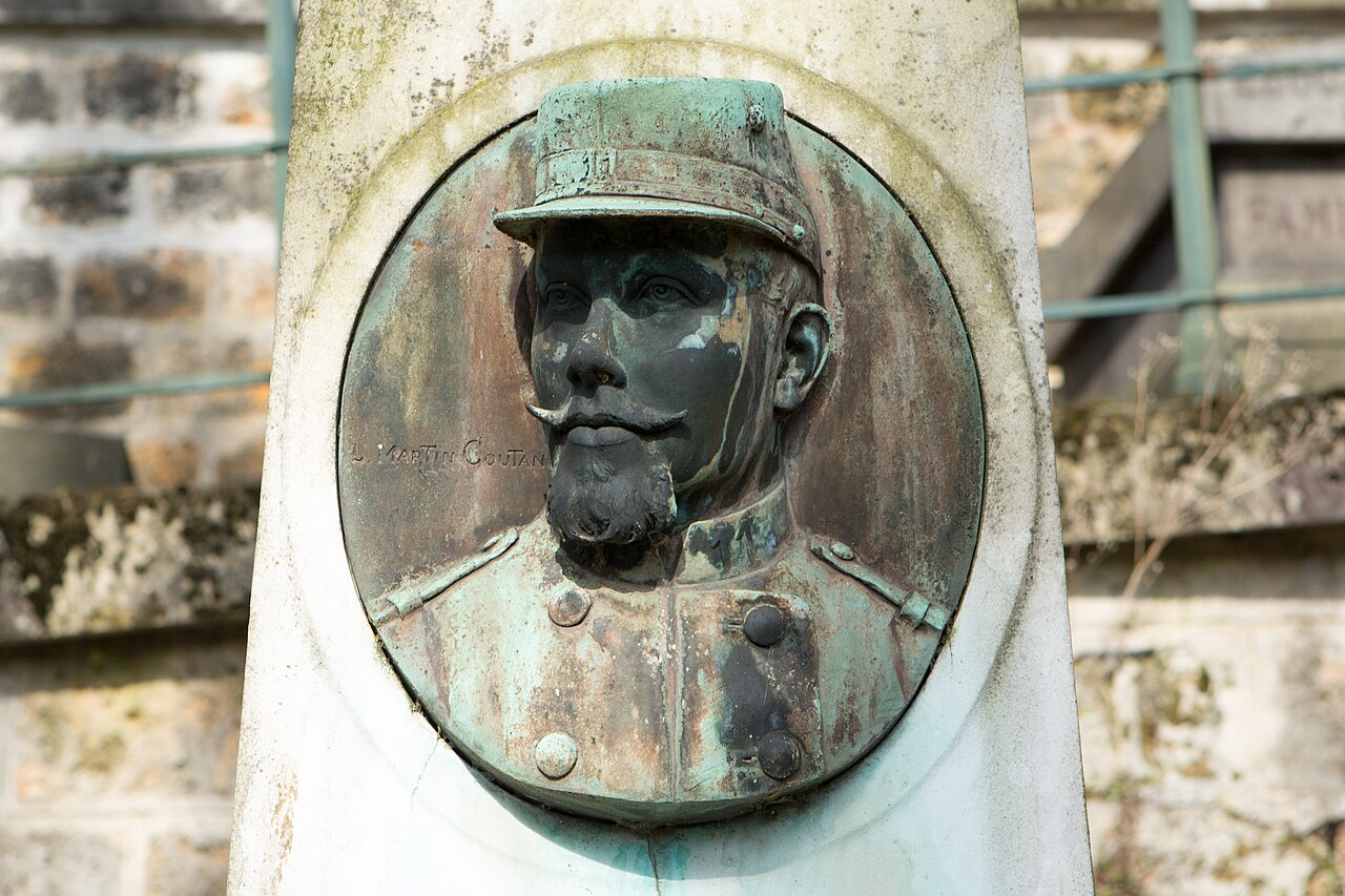 Grave of Laurent by Laure Coutan