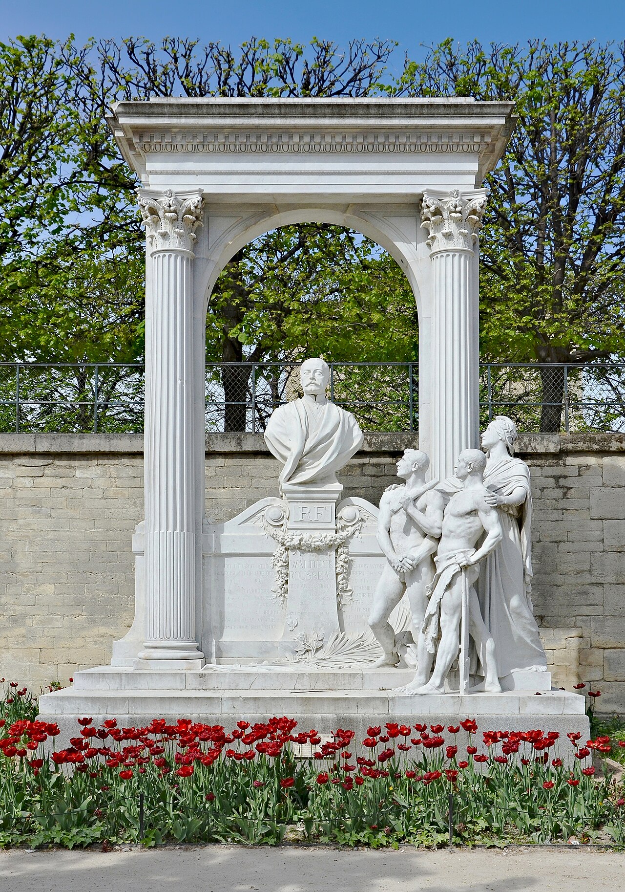 Monument to Waldeck-Rousseau by Laurent Marqueste