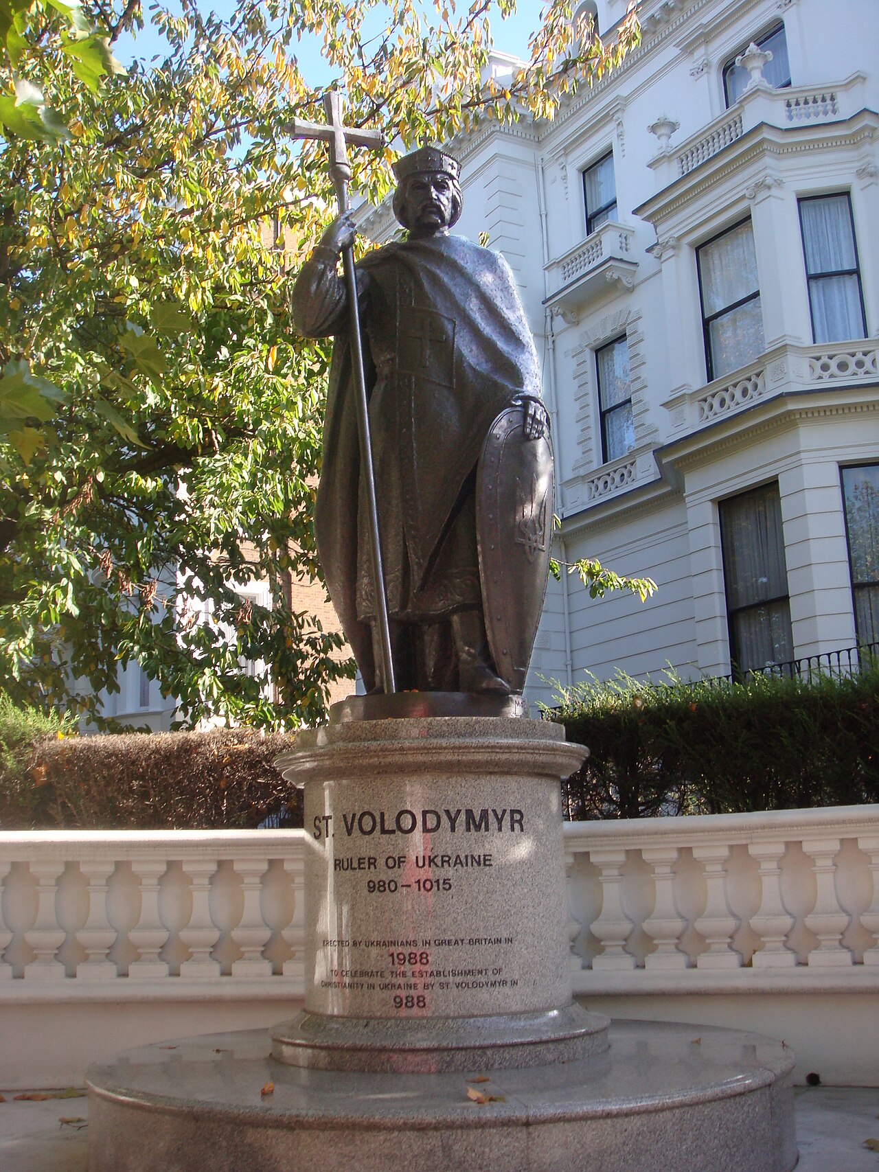 Statue of Saint Volodymyr by Leo Mol