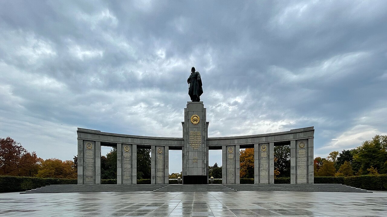 Soviet War Memorial by Lev Kerbel