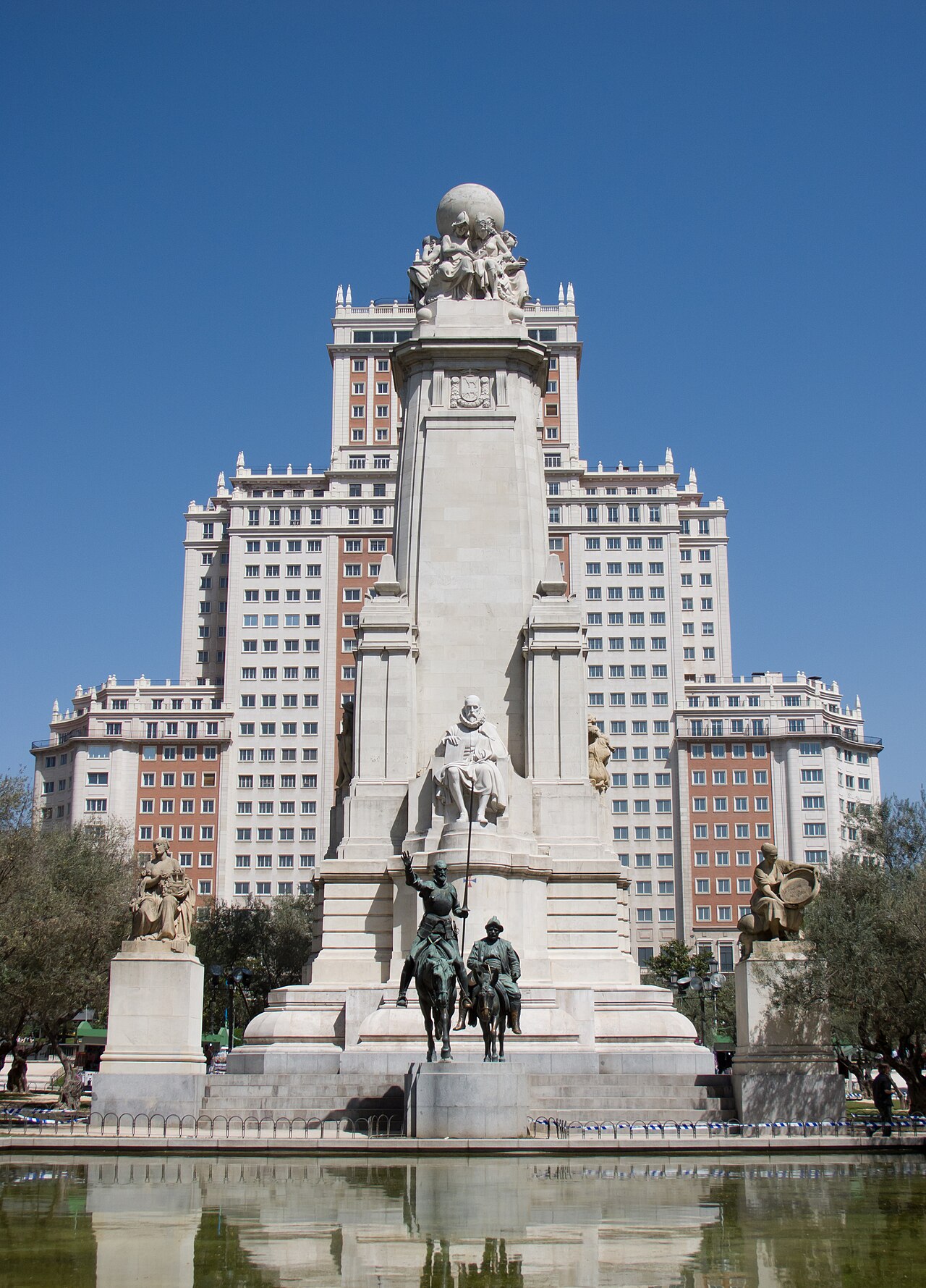 Monument to Miguel de Cervantes by Lorenzo Coullaut Valera