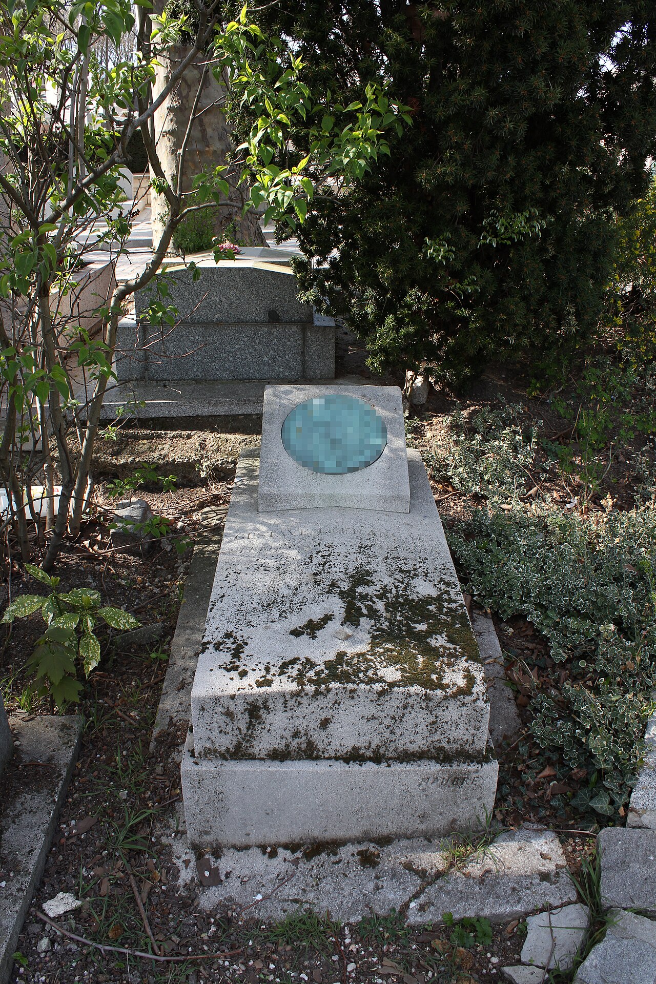 Grave of Lefrançais by Louis Dejean