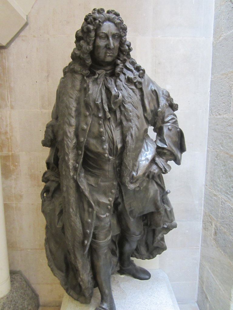 Statue of John Cass by Louis-François Roubiliac
