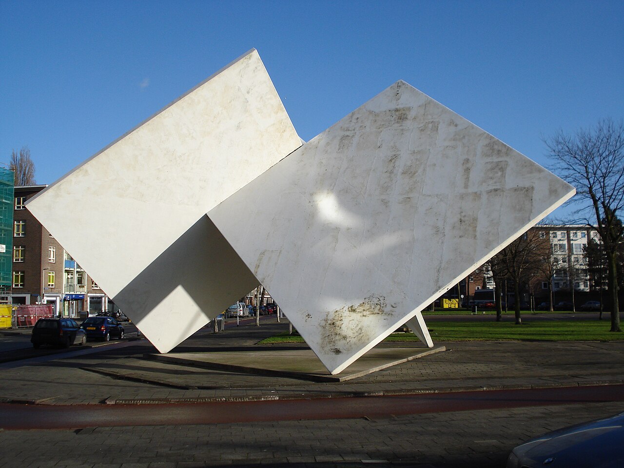 Hommage aan Oud en van Doesburg by Lucien den Arend