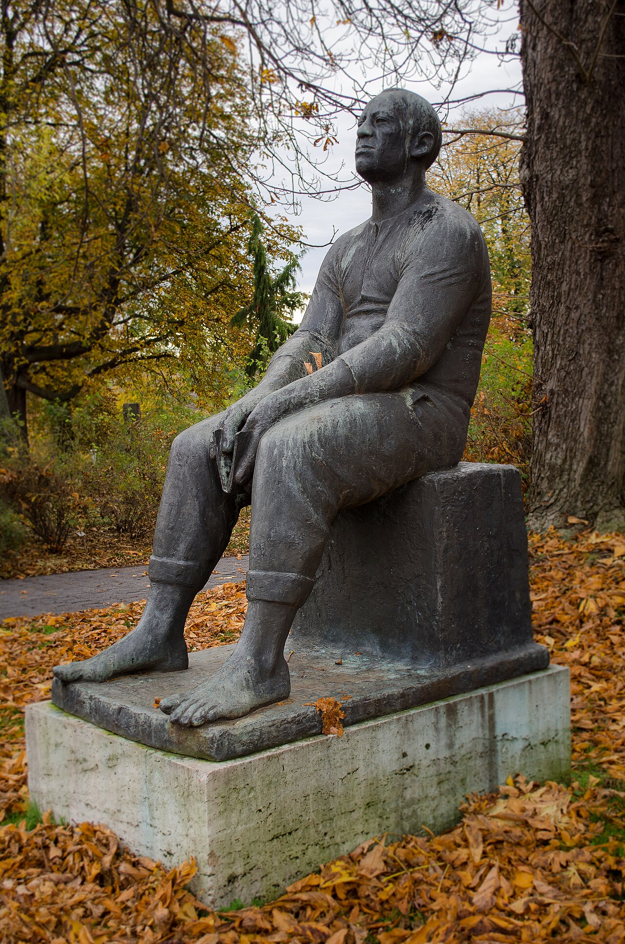 Lesender Arbeiter by Ludwig Engelhardt