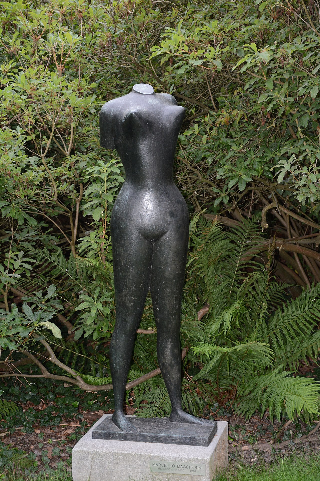 Torso eroico by Marcello Mascherini