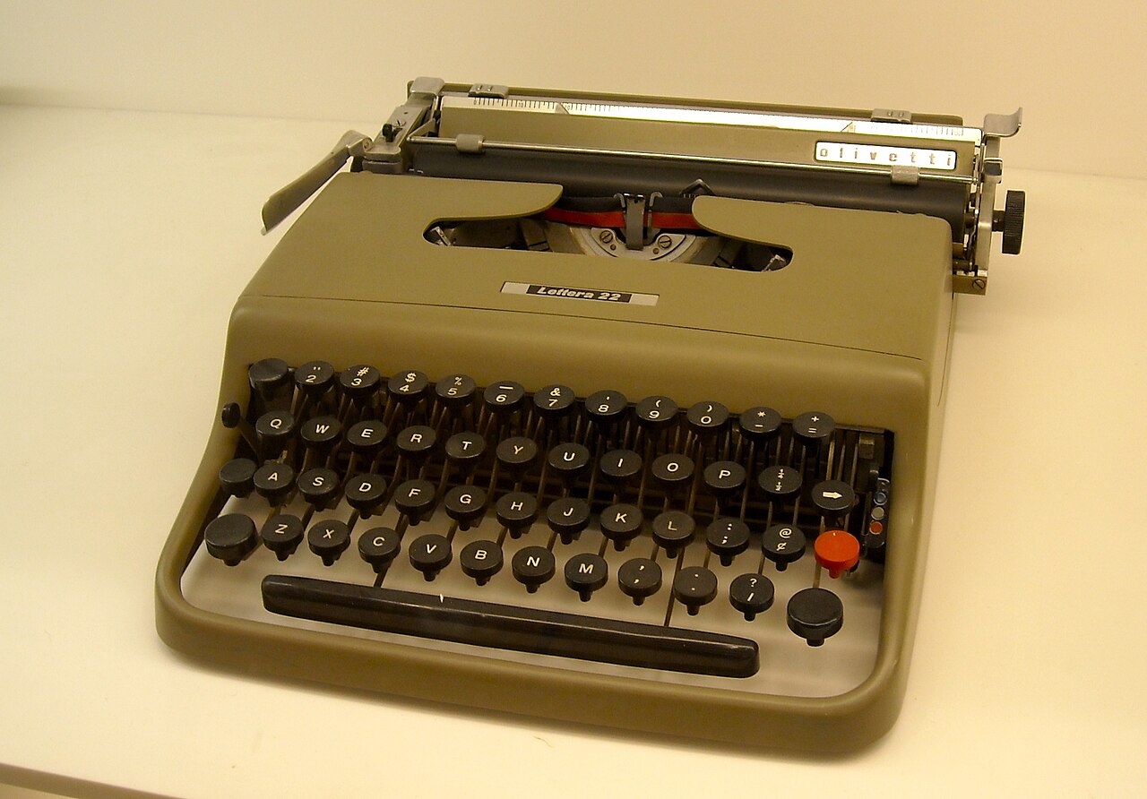 Olivetti Lettera 22 by Marcello Nizzoli