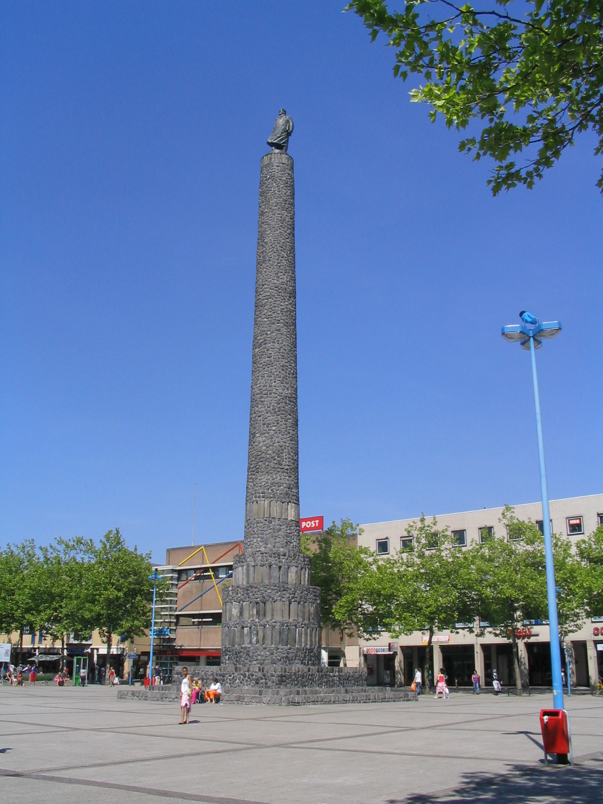 Lely's Column by Mari Andriessen