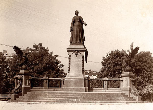 Monument to Catherine II by Mark Antokolski
